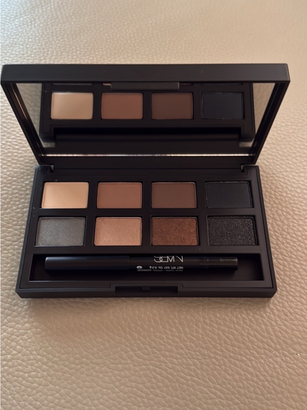 NARS issist Eyeshadow Palette matte shimmer new cream Brown Black eyeliner
